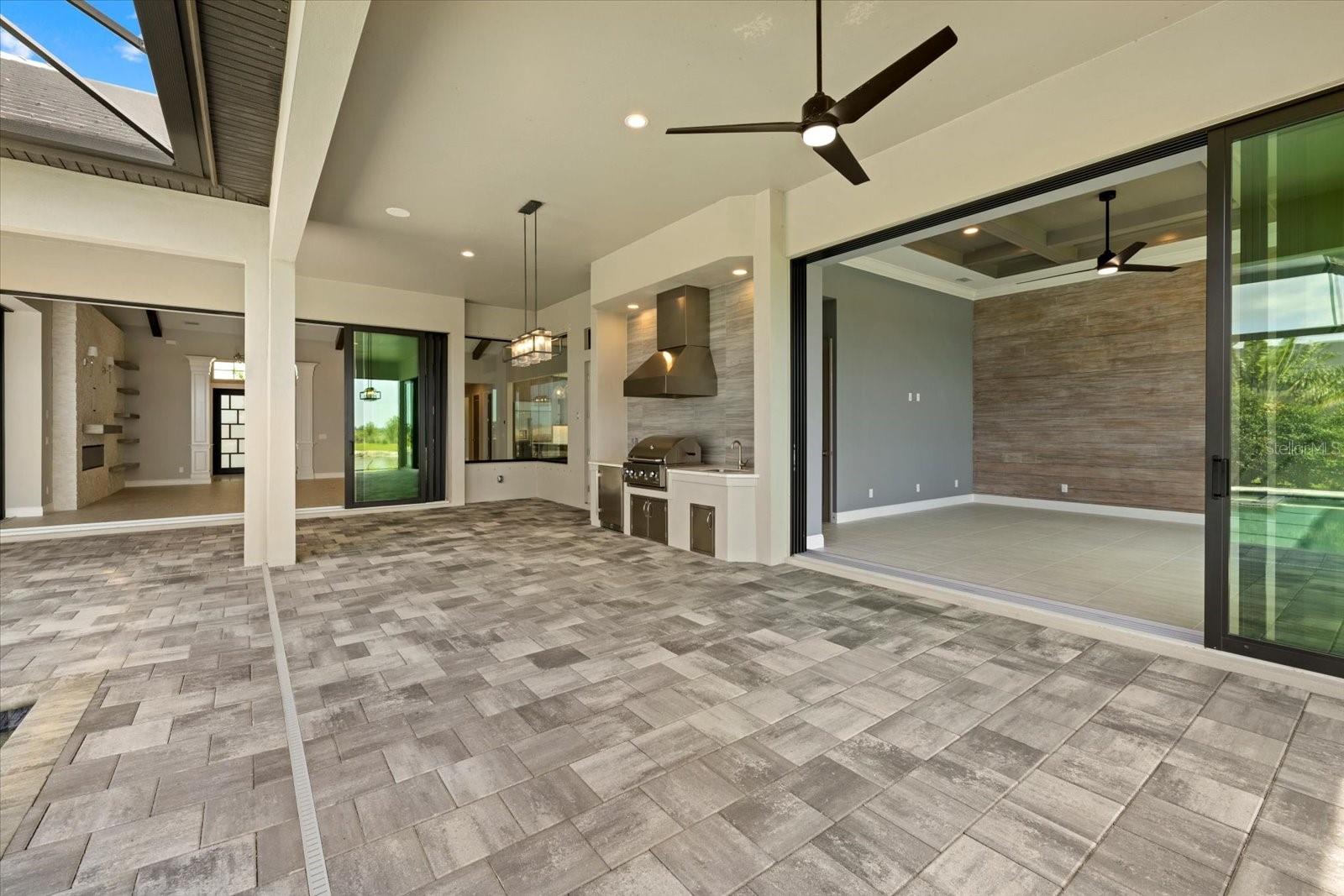 9241 STARRY NIGHT AVE, SARASOTA, FL, 34241