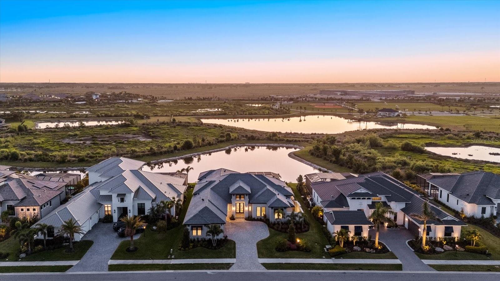 9241 STARRY NIGHT AVE, SARASOTA, FL, 34241