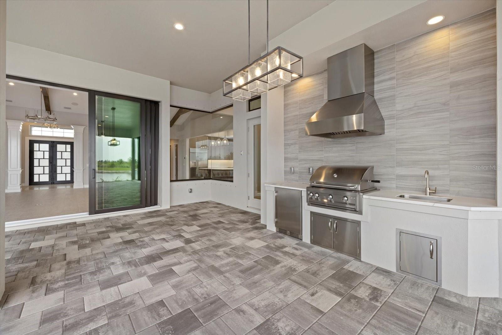 9241 STARRY NIGHT AVE, SARASOTA, FL, 34241