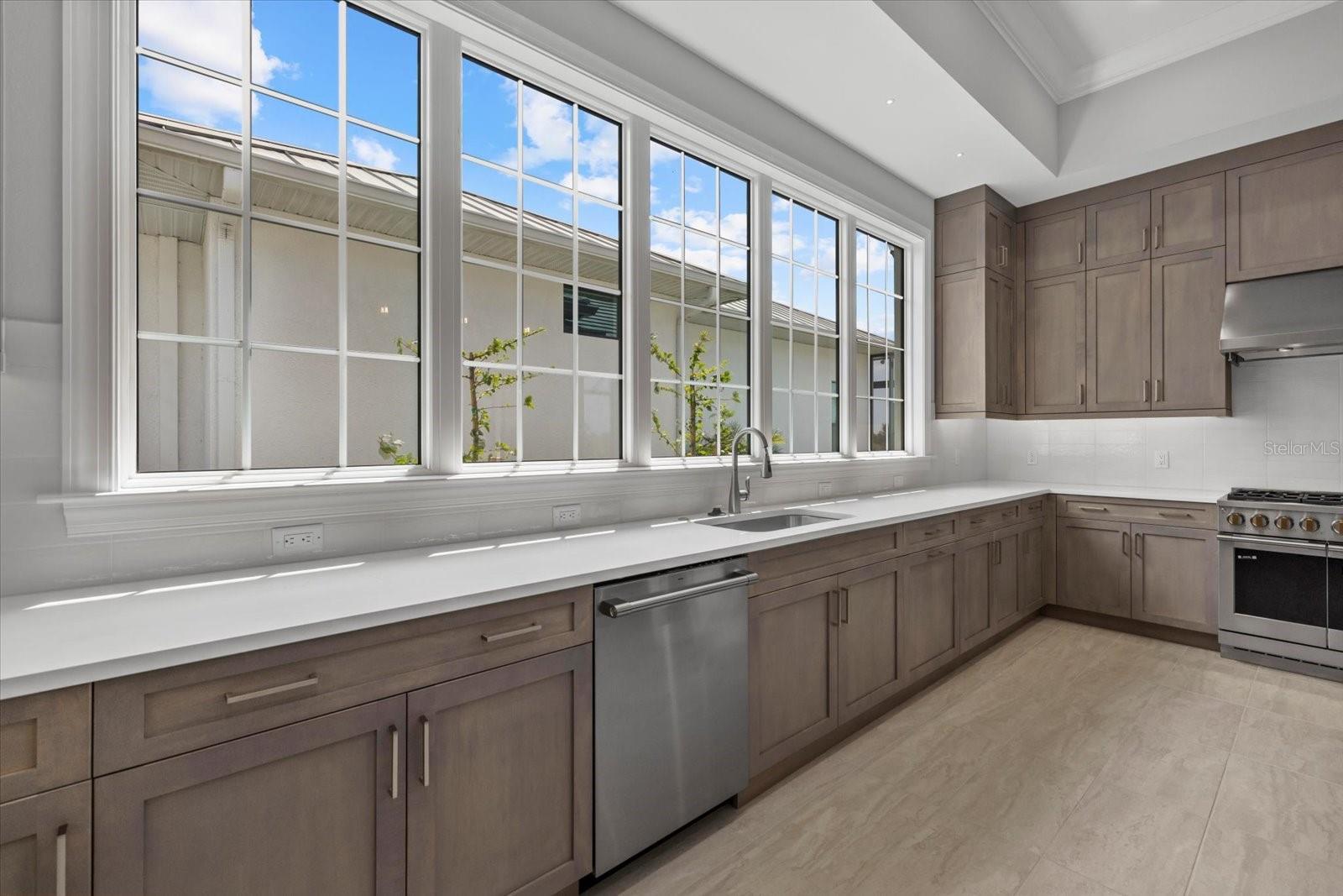 9241 STARRY NIGHT AVE, SARASOTA, FL, 34241