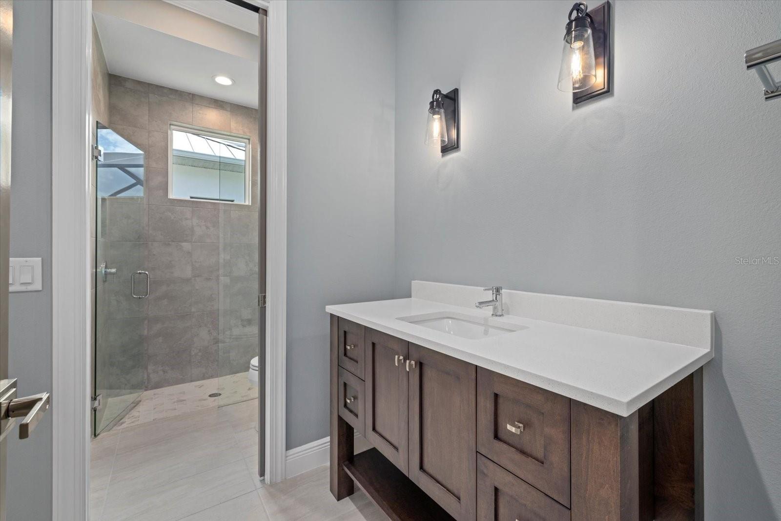 9241 STARRY NIGHT AVE, SARASOTA, FL, 34241