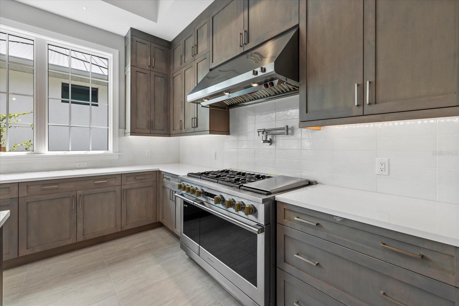 9241 STARRY NIGHT AVE, SARASOTA, FL, 34241