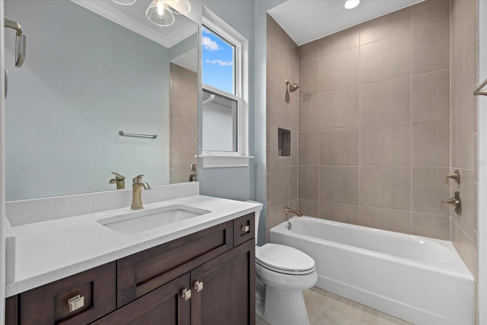 9241 STARRY NIGHT AVE, SARASOTA, FL, 34241