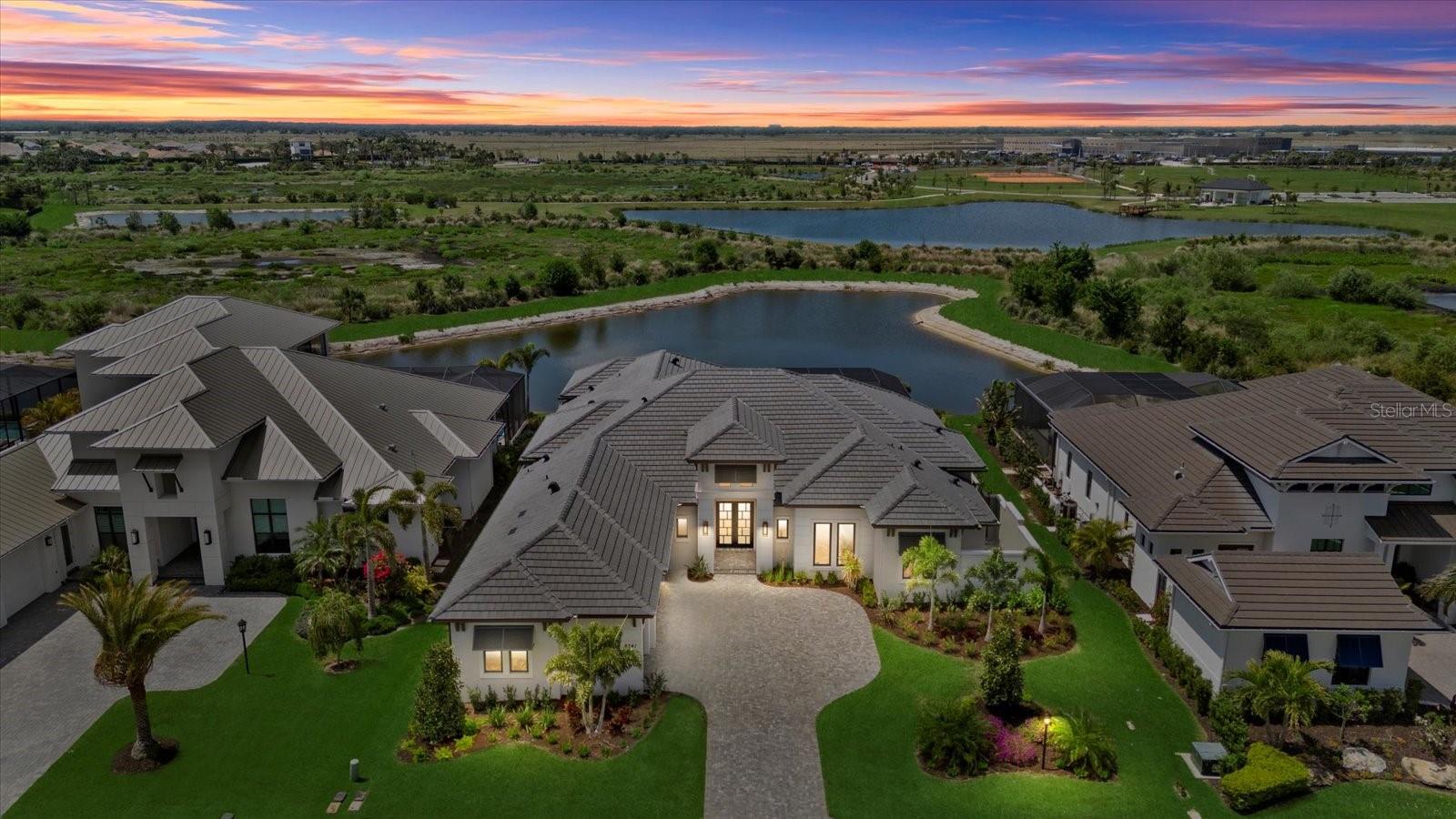 9241 STARRY NIGHT AVE, SARASOTA, FL, 34241