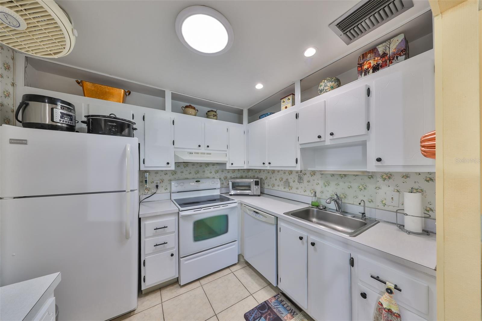 2202 CLUBHOUSE DR #174, SUN CITY CENTER, FL, 33573