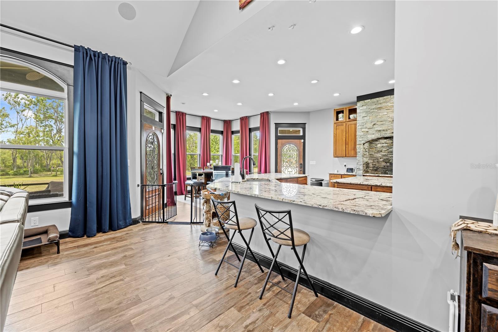 3601 HAPPY LIFE LN, DOVER, FL, 33527