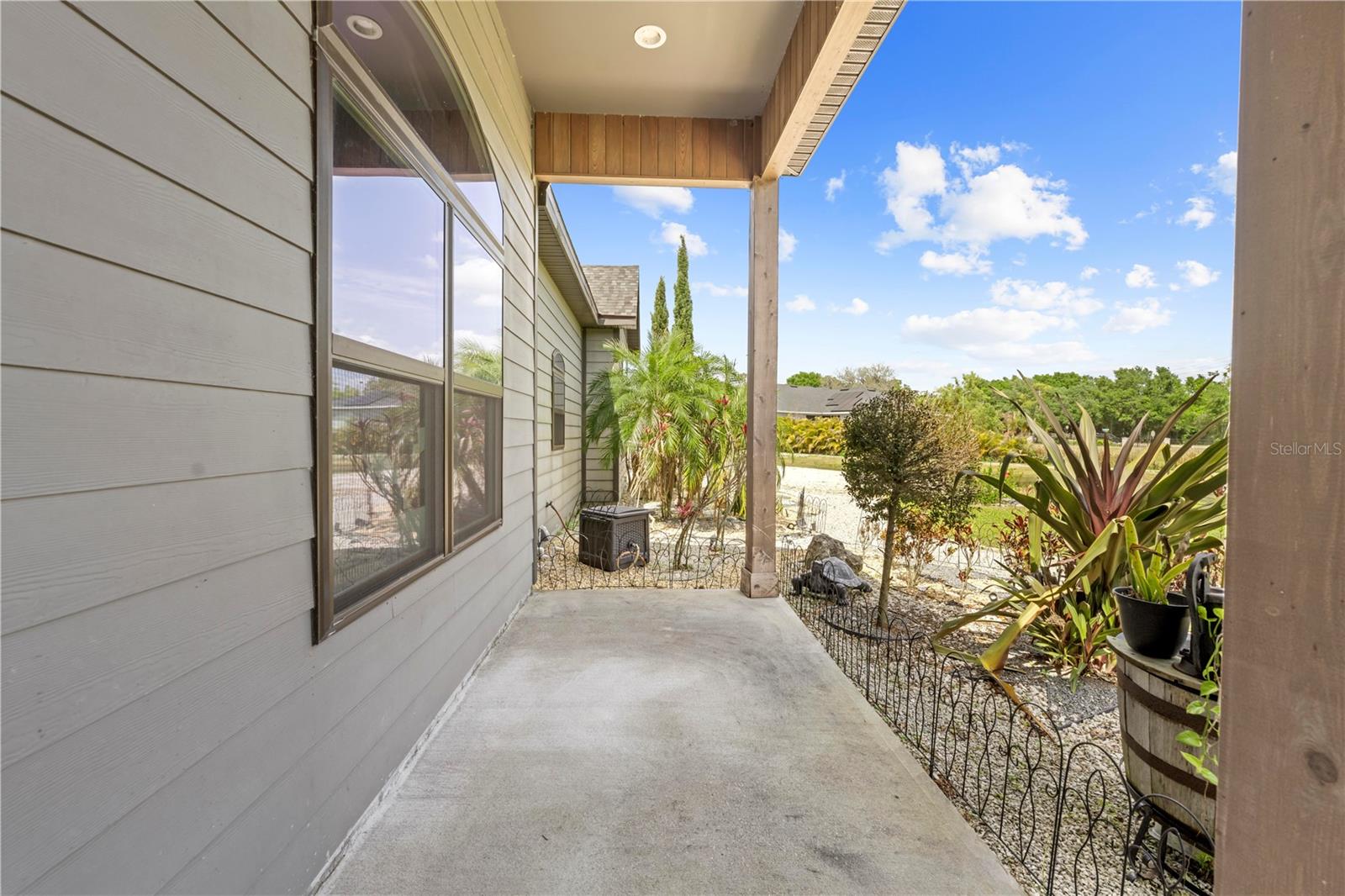 3601 HAPPY LIFE LN, DOVER, FL, 33527