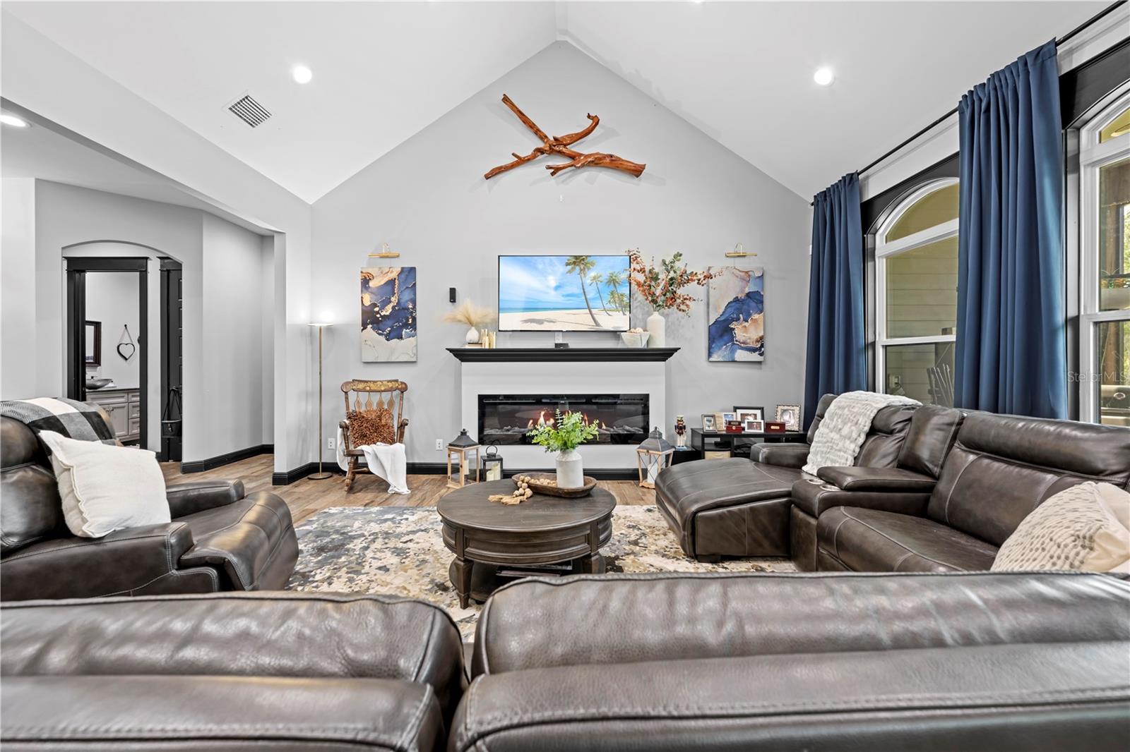 3601 HAPPY LIFE LN, DOVER, FL, 33527