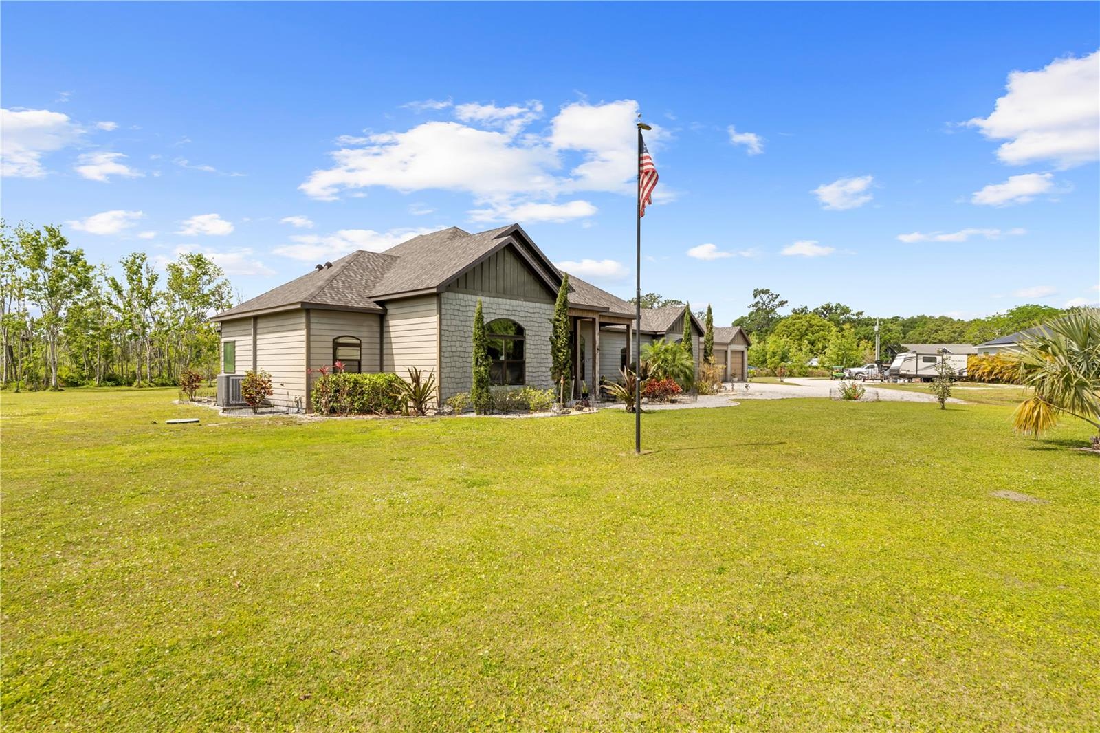 3601 HAPPY LIFE LN, DOVER, FL, 33527