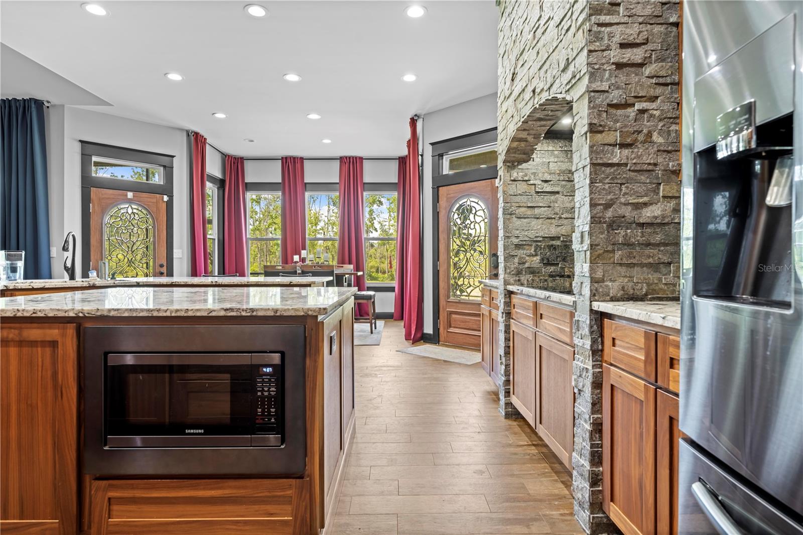 3601 HAPPY LIFE LN, DOVER, FL, 33527