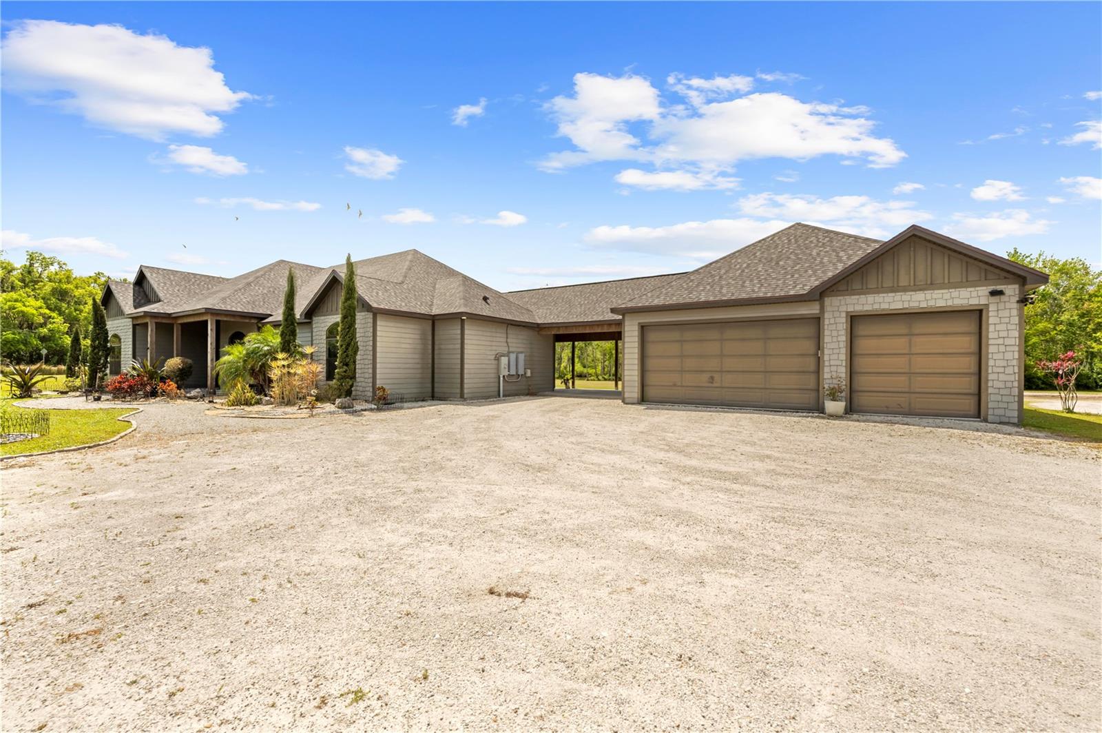 3601 HAPPY LIFE LN, DOVER, FL, 33527