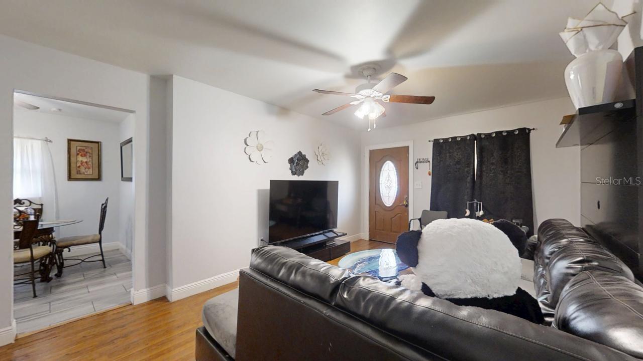 8609 N 11TH ST, TAMPA, FL, 33604