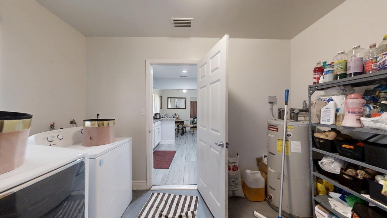 8609 N 11TH ST, TAMPA, FL, 33604