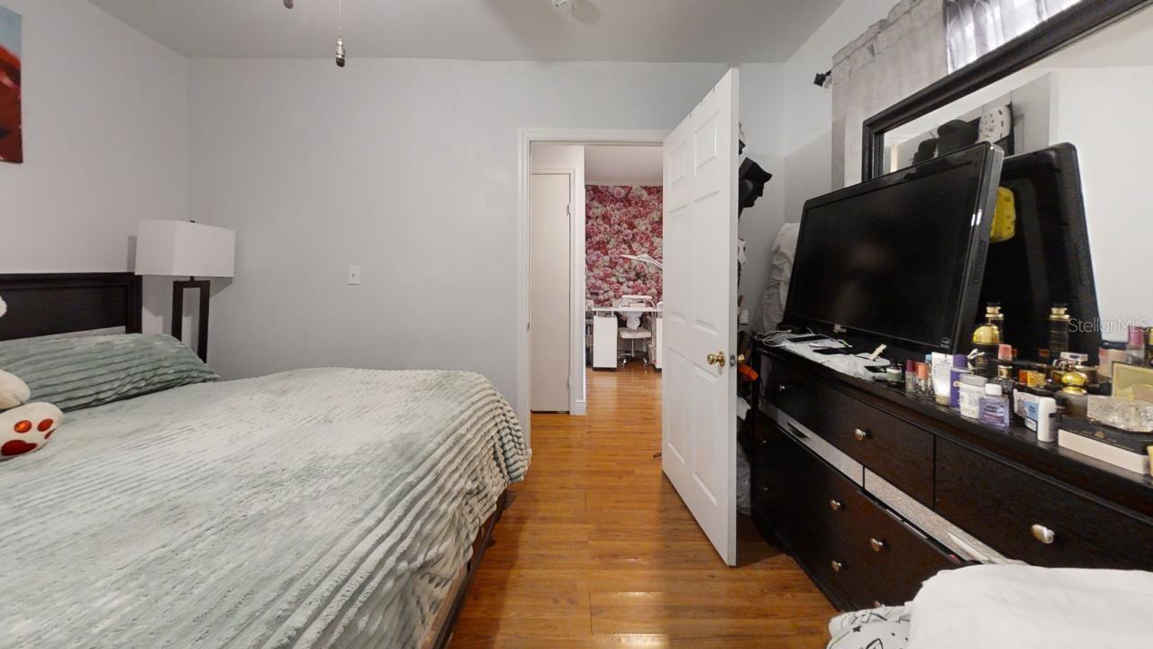 8609 N 11TH ST, TAMPA, FL, 33604