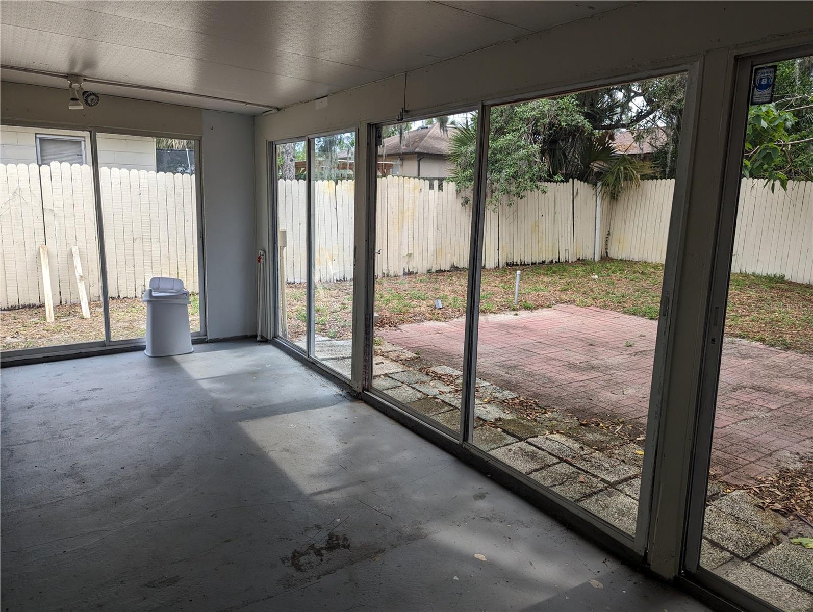 8609 N 11TH ST, TAMPA, FL, 33604