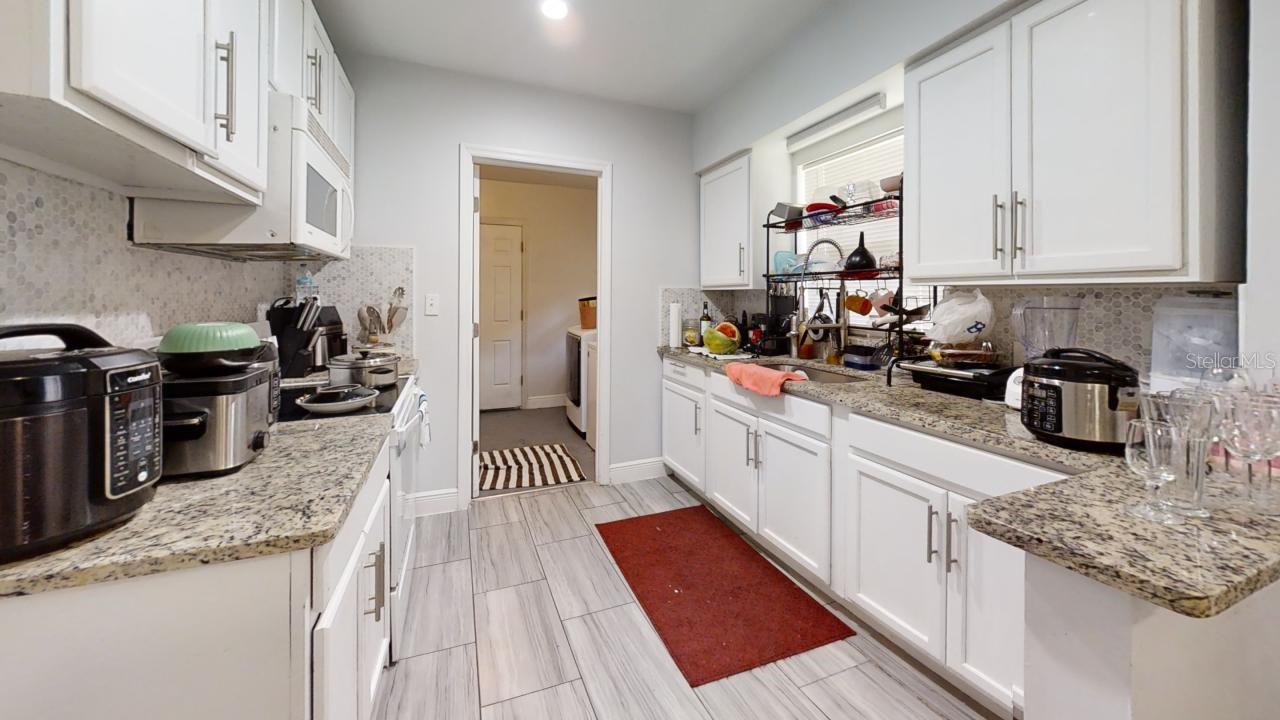 8609 N 11TH ST, TAMPA, FL, 33604