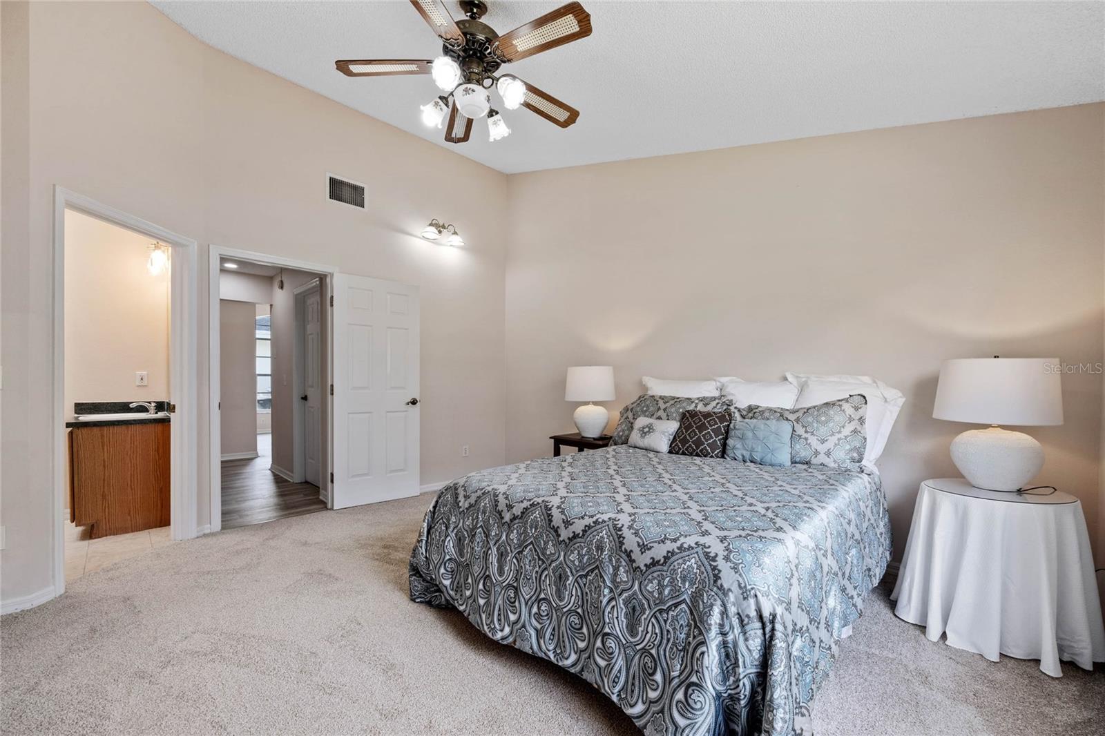 408 LEXINGDALE DR, ORLANDO, FL, 32828
