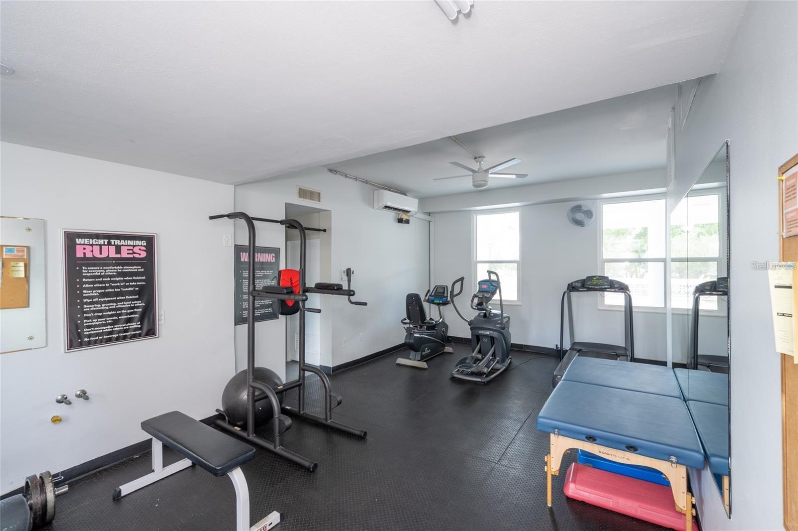 33 S GULFSTREAM AVE #1007, SARASOTA, FL, 34236