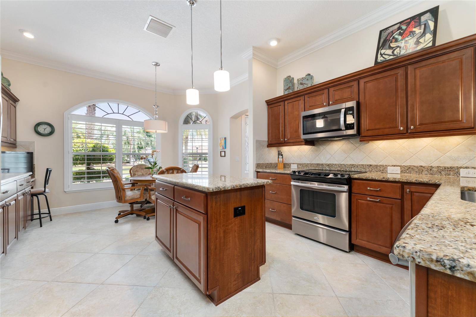 630 LAUREL RUN, THE VILLAGES, FL, 32162