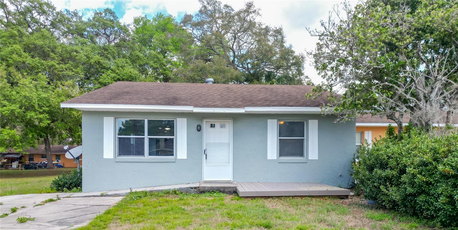 123 SHENANDOAH AVE, LADY LAKE, FL, 32159