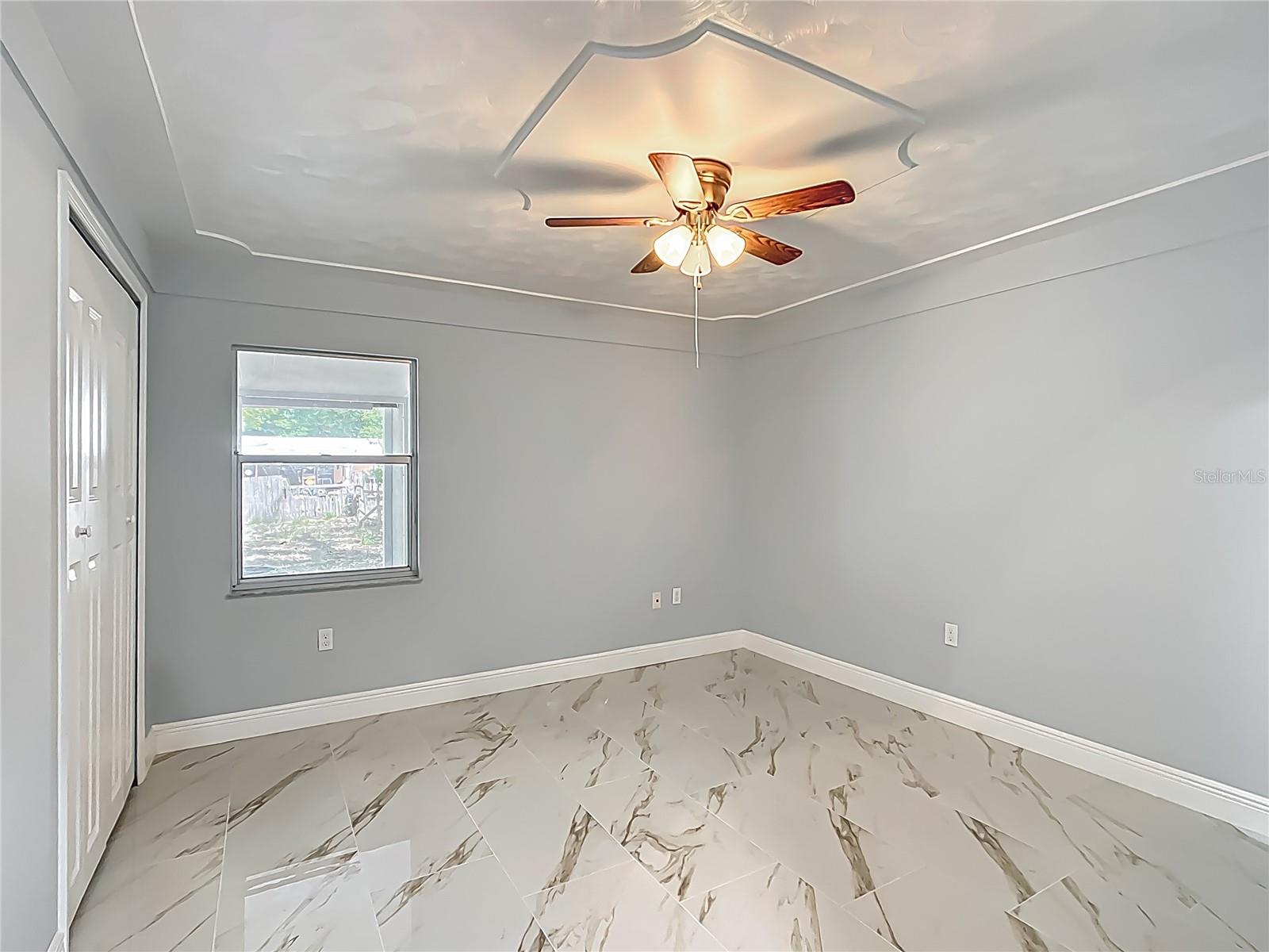 123 SHENANDOAH AVE, LADY LAKE, FL, 32159