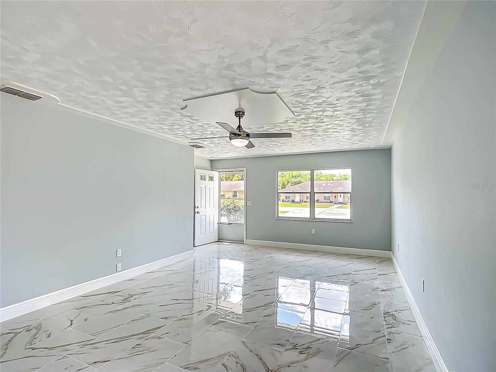 123 SHENANDOAH AVE, LADY LAKE, FL, 32159