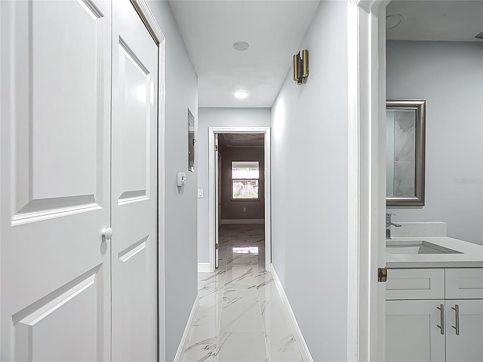 123 SHENANDOAH AVE, LADY LAKE, FL, 32159