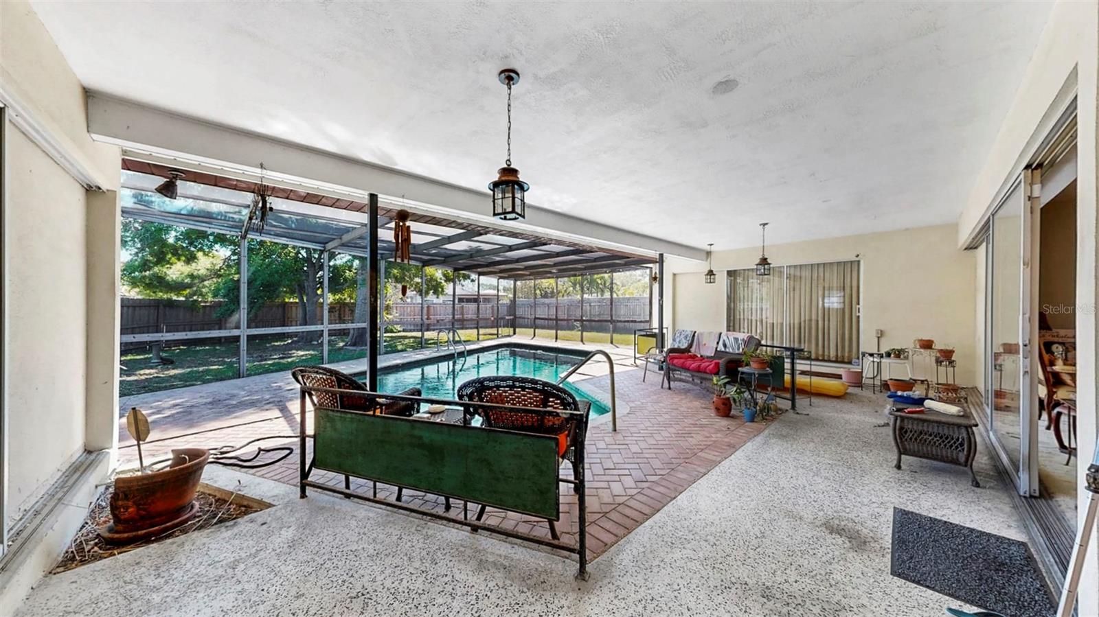 500 OLEANDER WAY S, ST PETERSBURG, FL, 33707