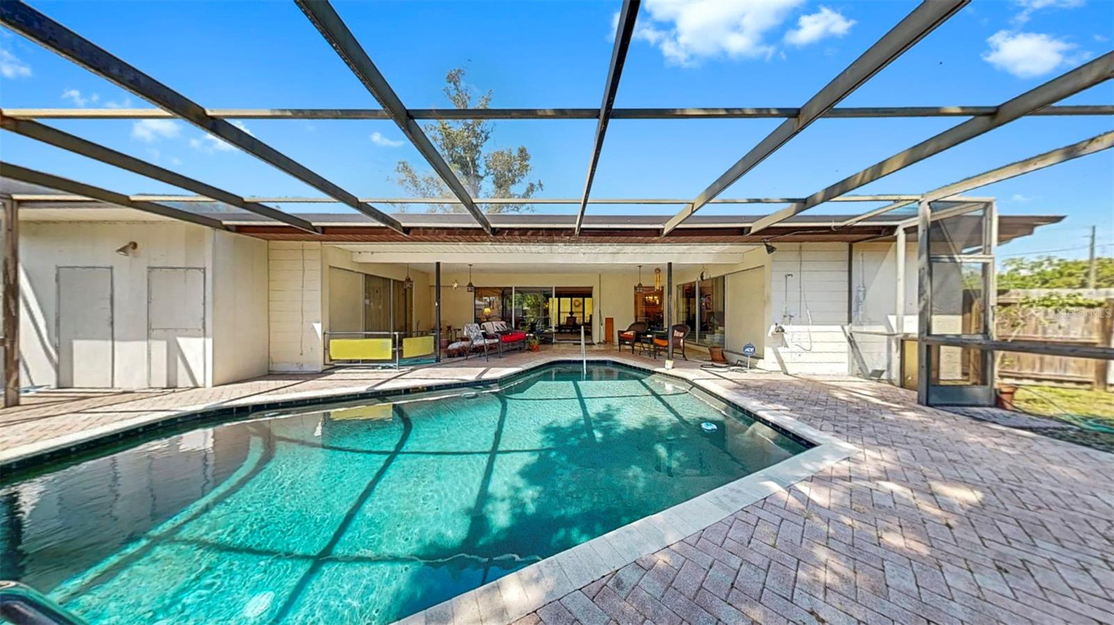 500 OLEANDER WAY S, ST PETERSBURG, FL, 33707