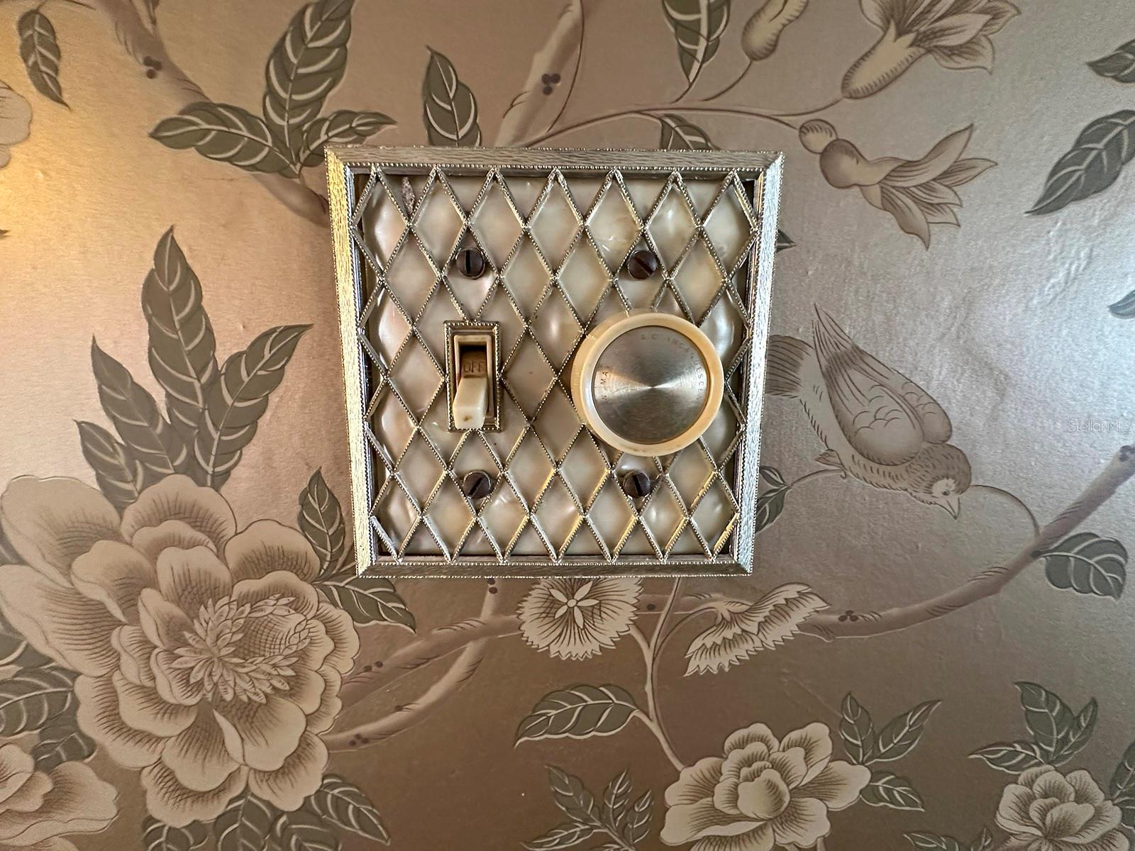 500 OLEANDER WAY S, ST PETERSBURG, FL, 33707