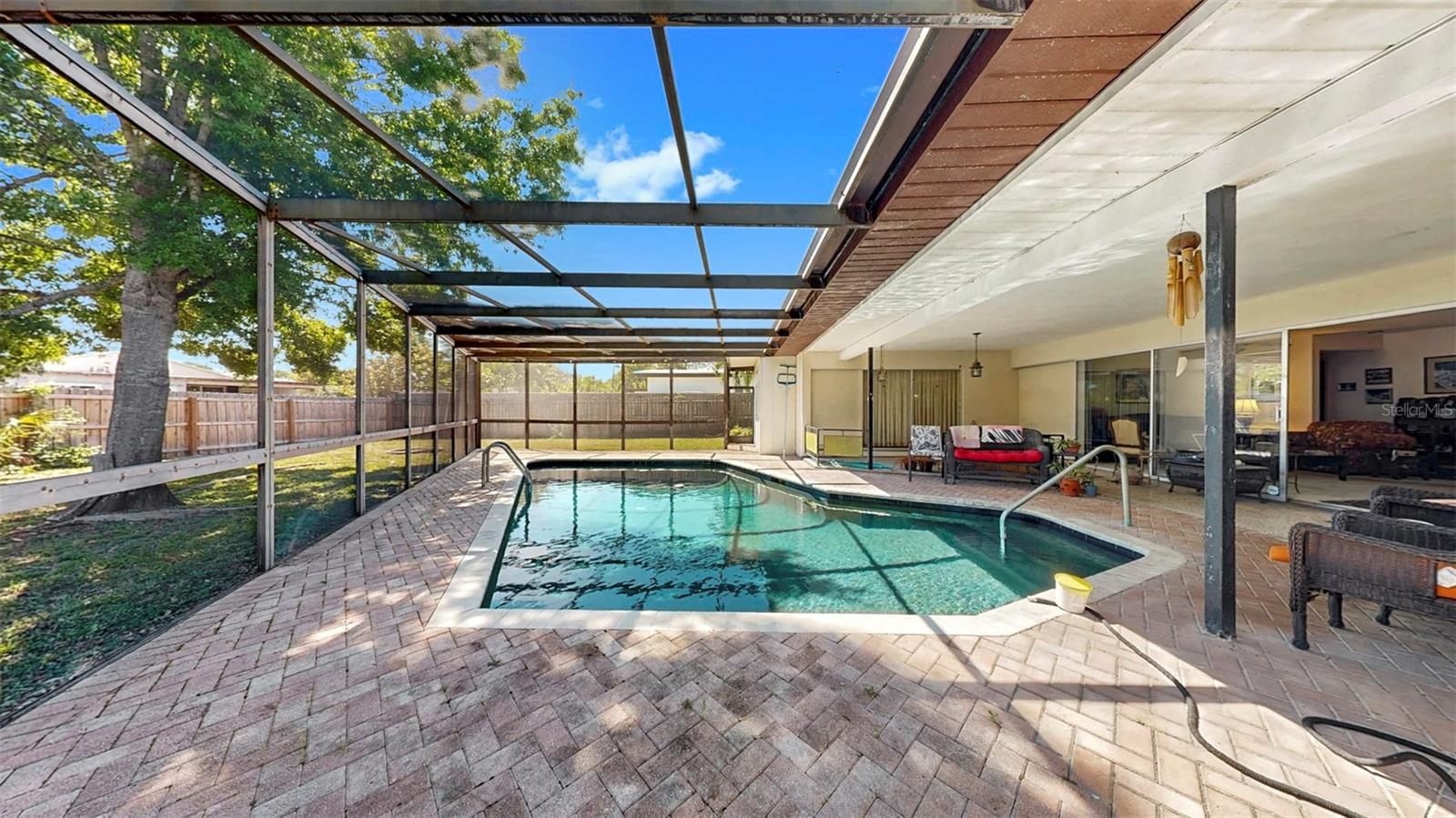 500 OLEANDER WAY S, ST PETERSBURG, FL, 33707