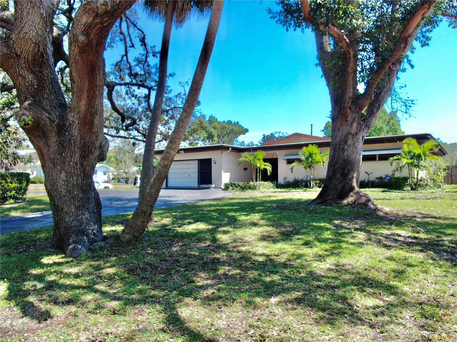 500 OLEANDER WAY S, ST PETERSBURG, FL, 33707