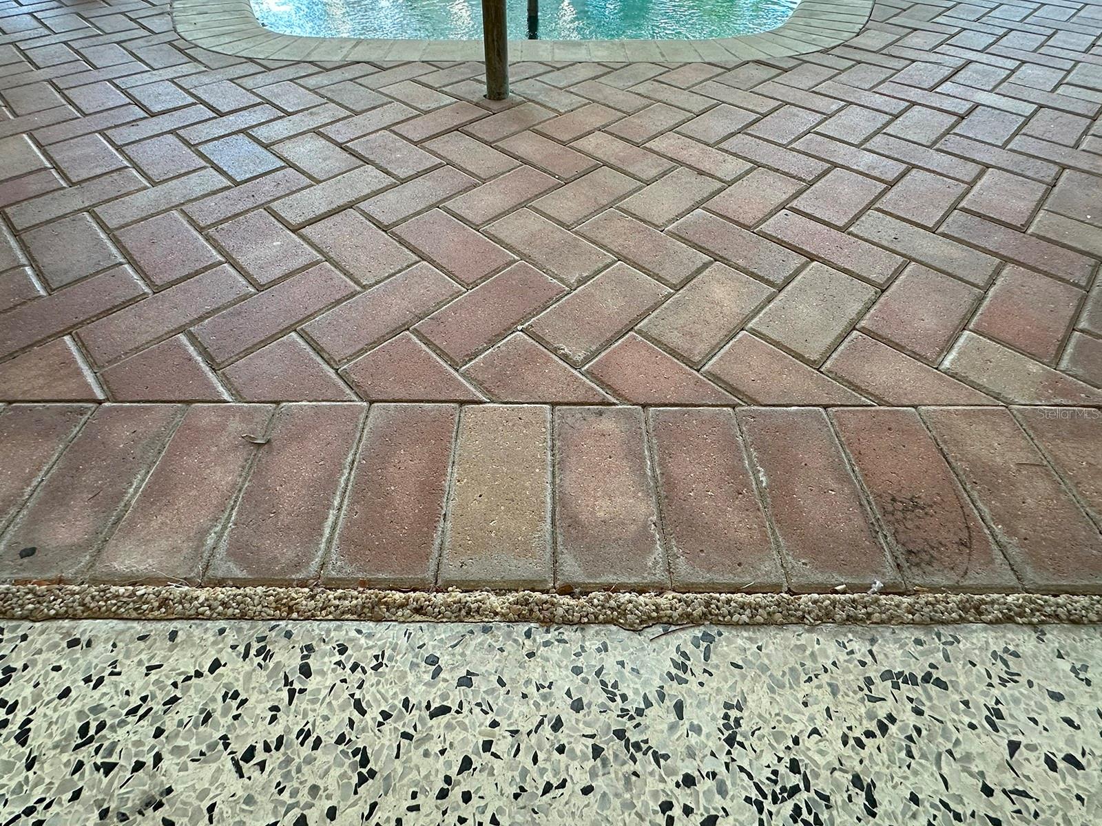 500 OLEANDER WAY S, ST PETERSBURG, FL, 33707