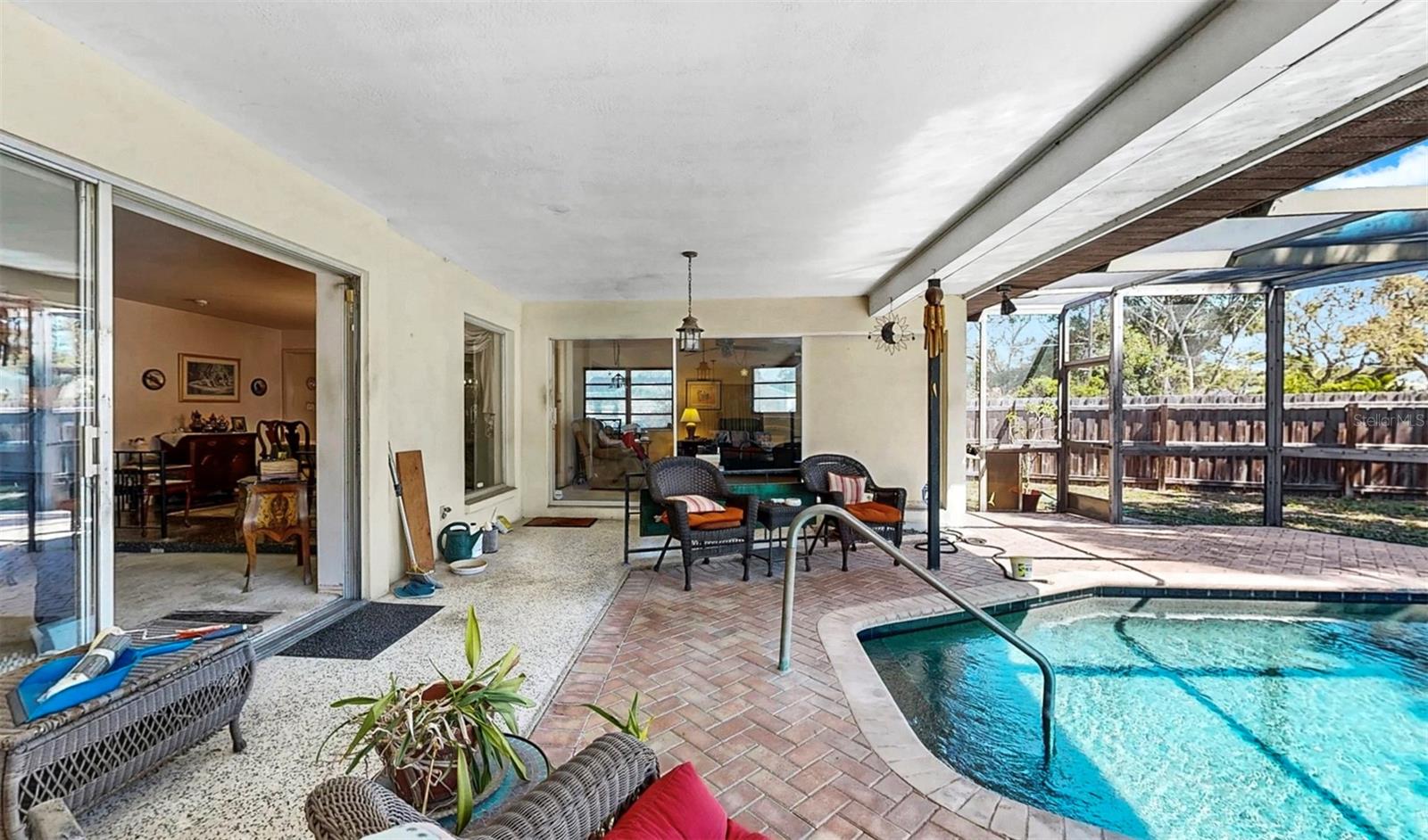 500 OLEANDER WAY S, ST PETERSBURG, FL, 33707