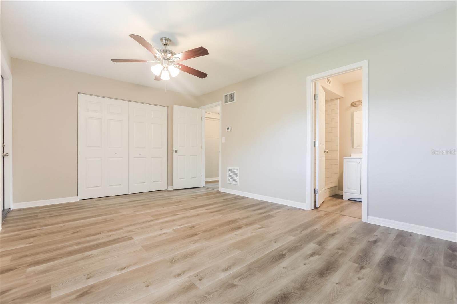 3929 CHAUCER LN, SARASOTA, FL, 34241