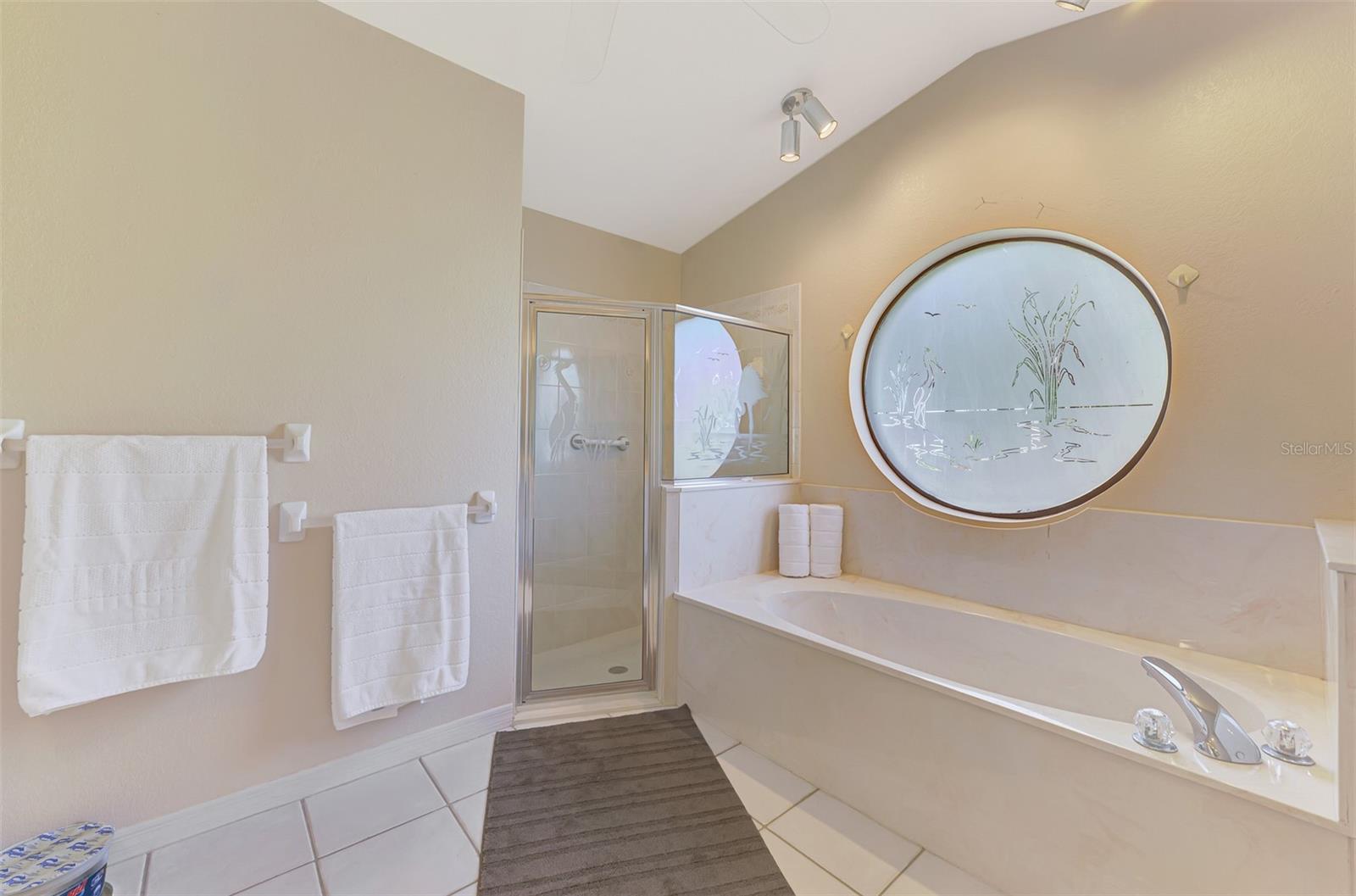 32 LONG MEADOW LN, ROTONDA WEST, FL, 33947