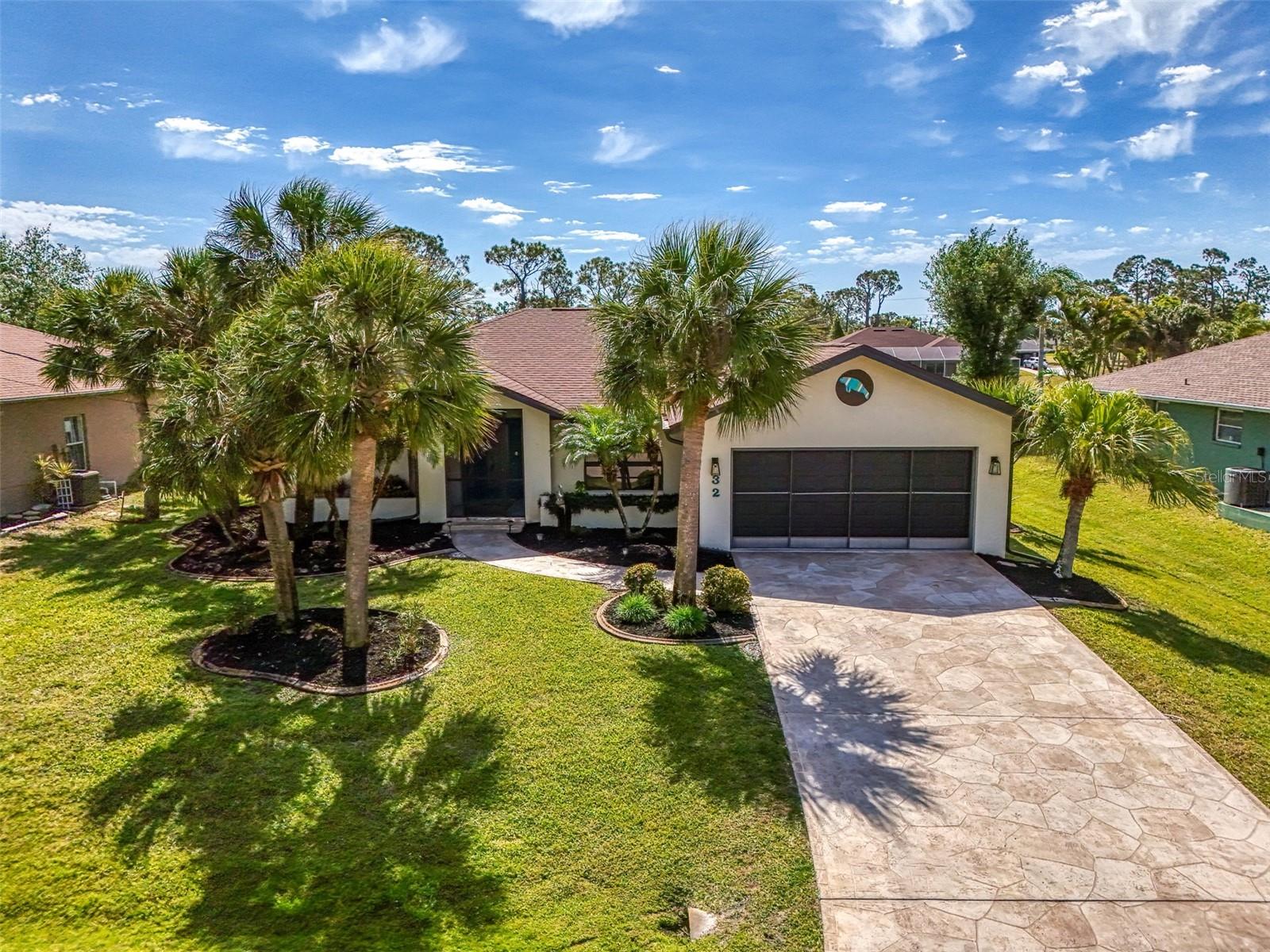 32 LONG MEADOW LN, ROTONDA WEST, FL, 33947