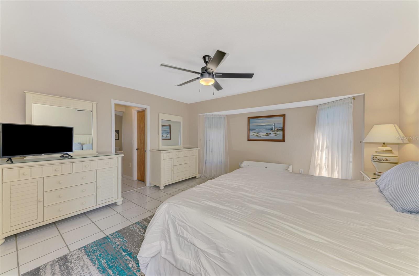 32 LONG MEADOW LN, ROTONDA WEST, FL, 33947