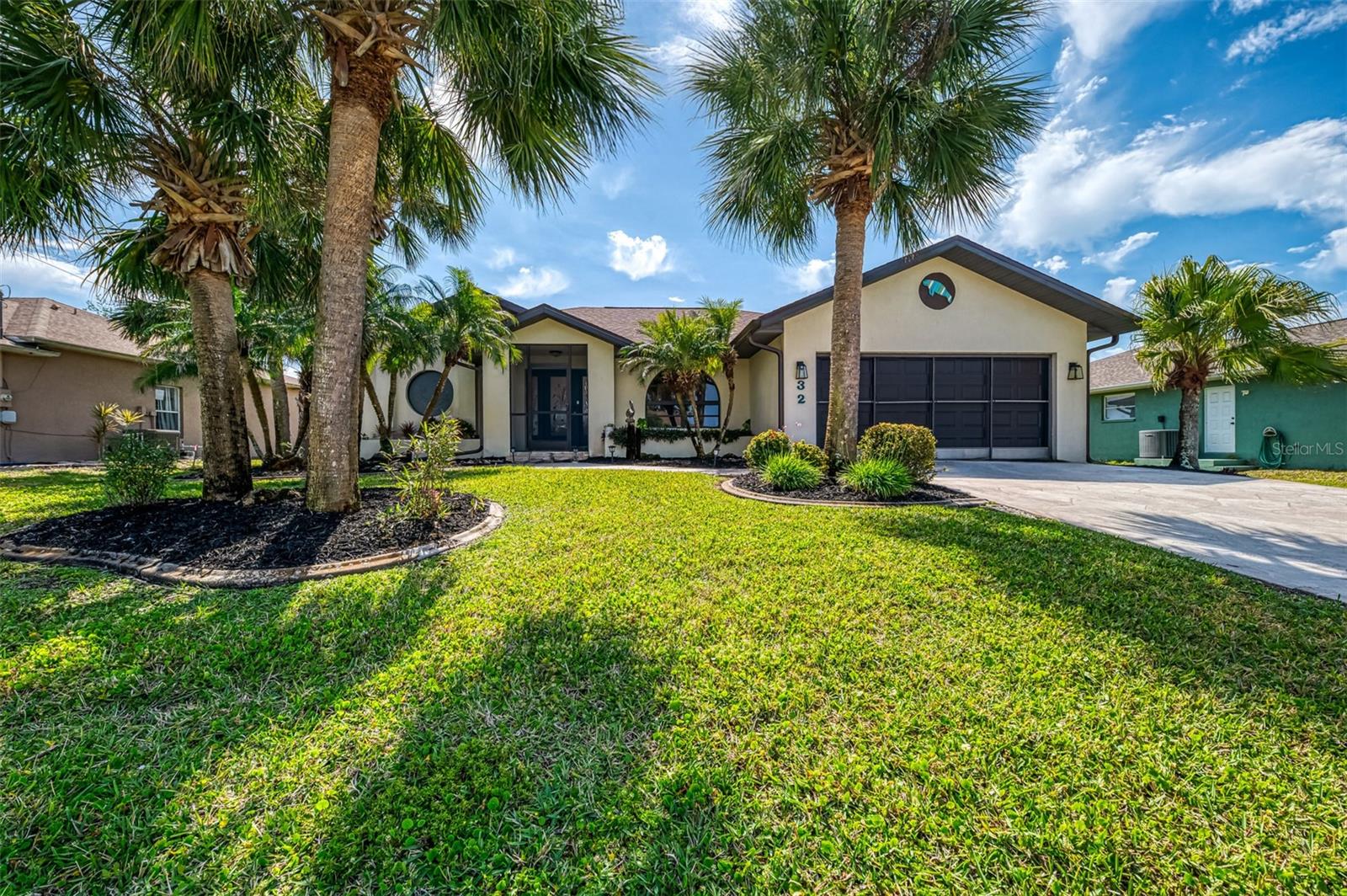 32 LONG MEADOW LN, ROTONDA WEST, FL, 33947