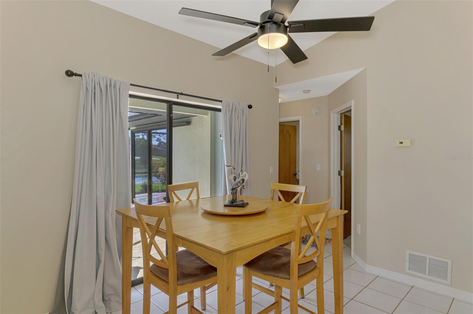 32 LONG MEADOW LN, ROTONDA WEST, FL, 33947