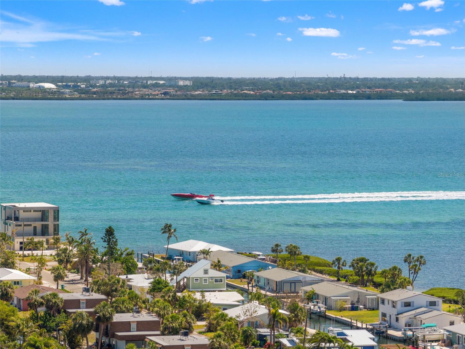 636 TARAWITT DR, LONGBOAT KEY, FL, 34228