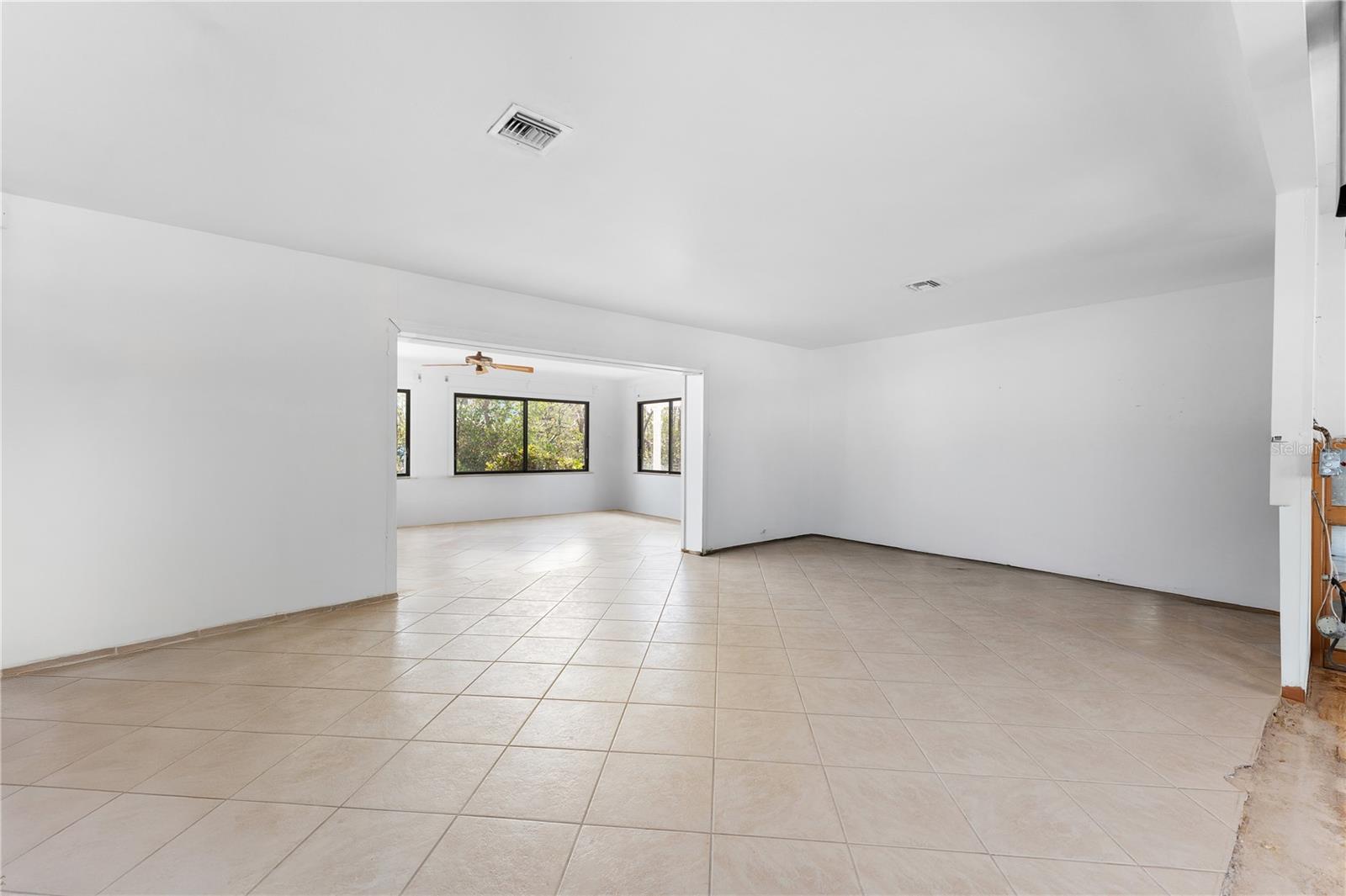 636 TARAWITT DR, LONGBOAT KEY, FL, 34228