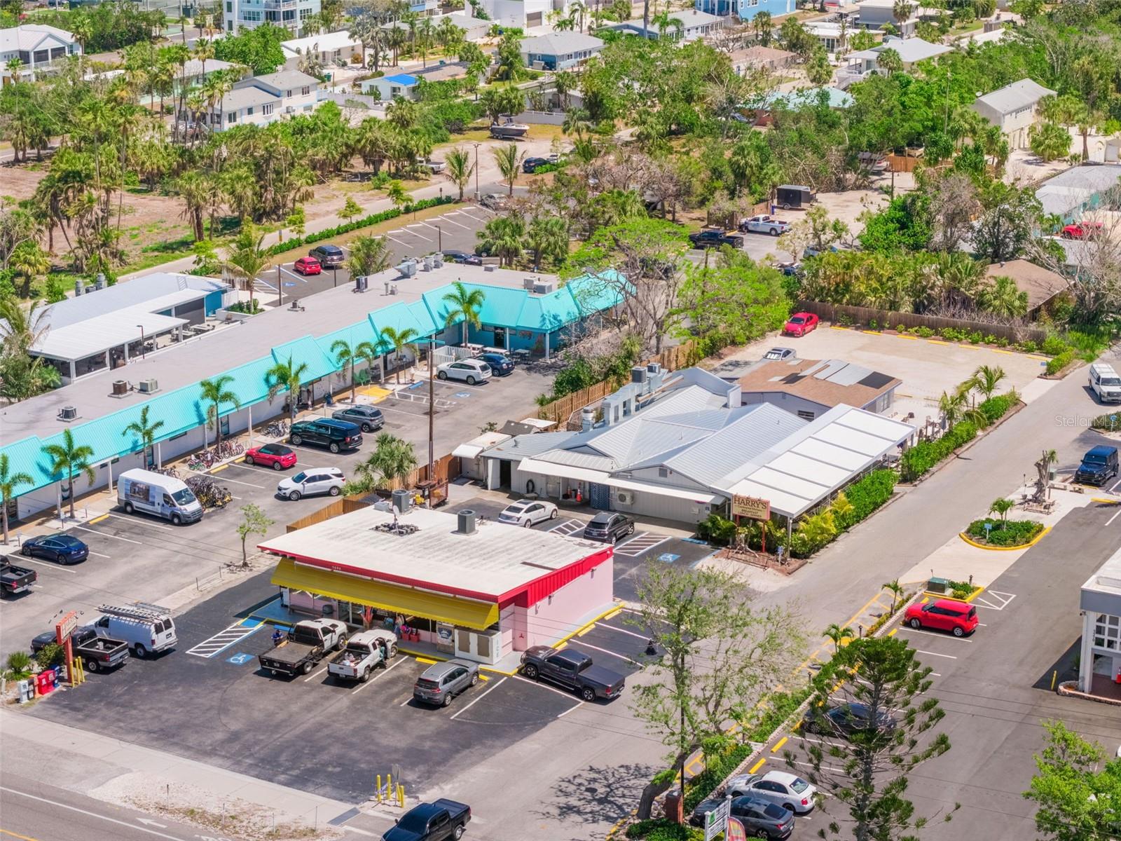 636 TARAWITT DR, LONGBOAT KEY, FL, 34228