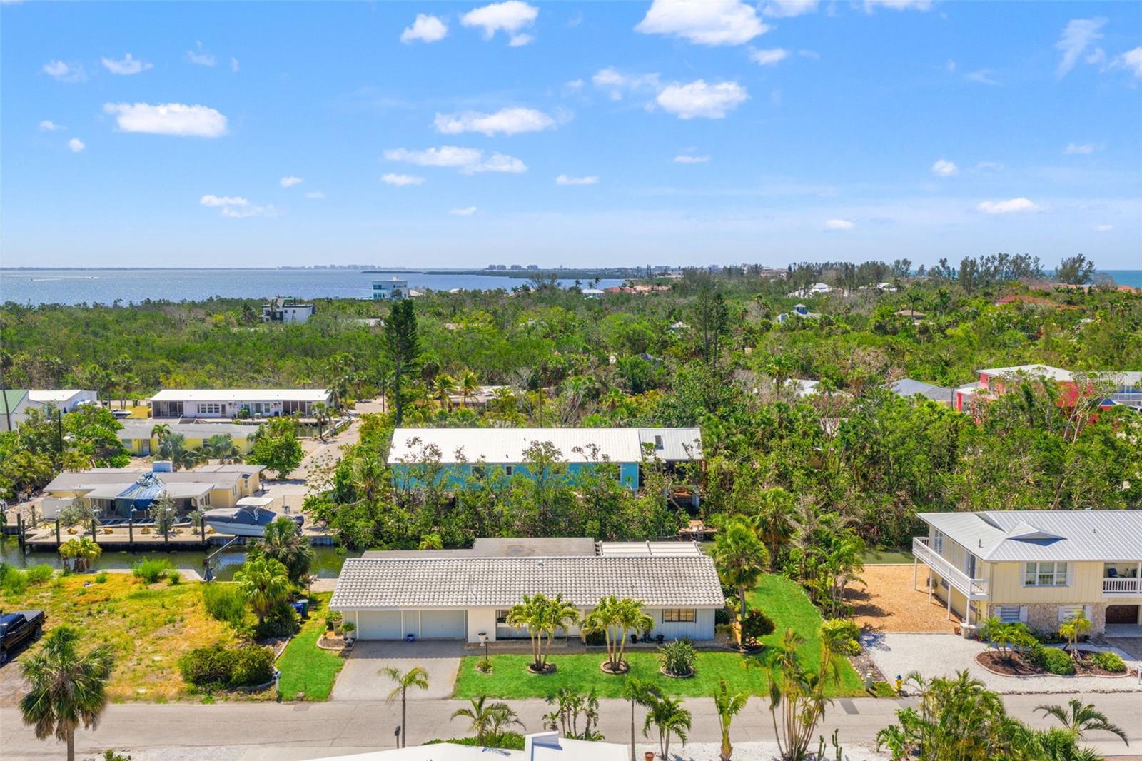 636 TARAWITT DR, LONGBOAT KEY, FL, 34228