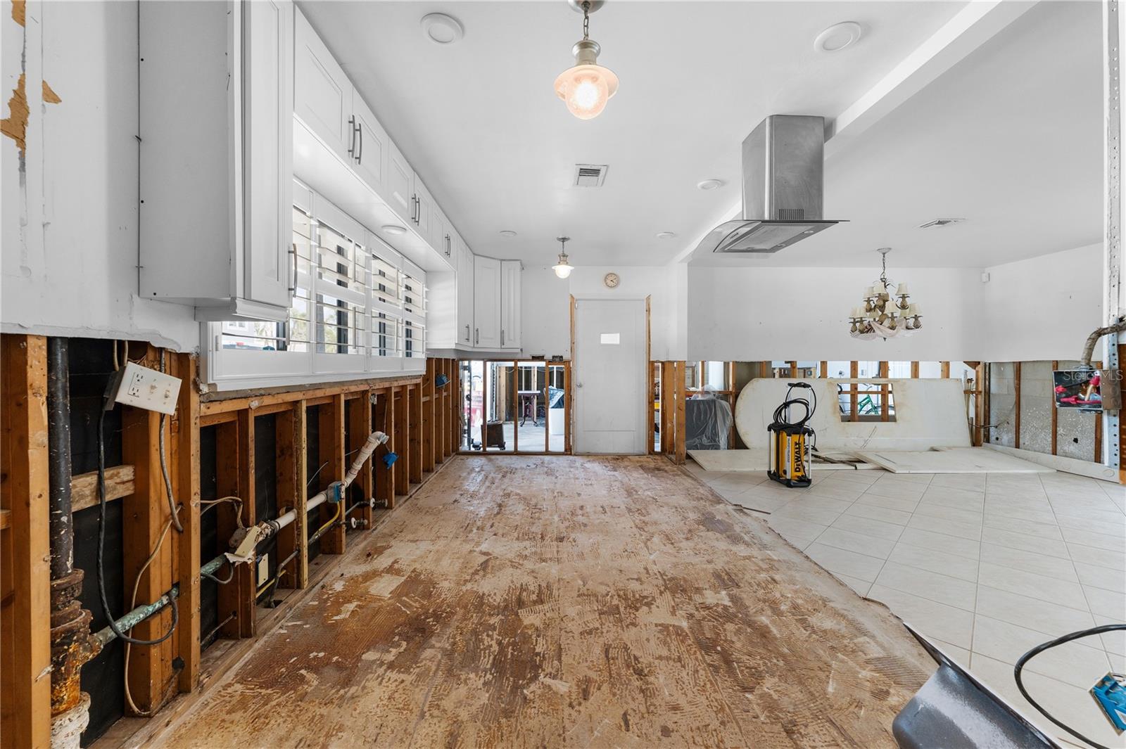 636 TARAWITT DR, LONGBOAT KEY, FL, 34228