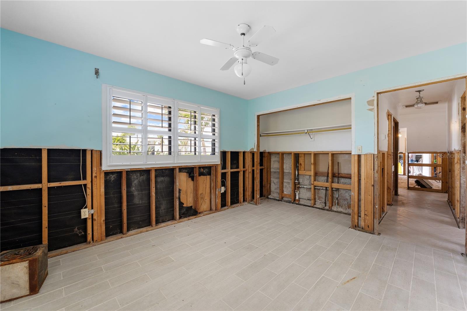 636 TARAWITT DR, LONGBOAT KEY, FL, 34228