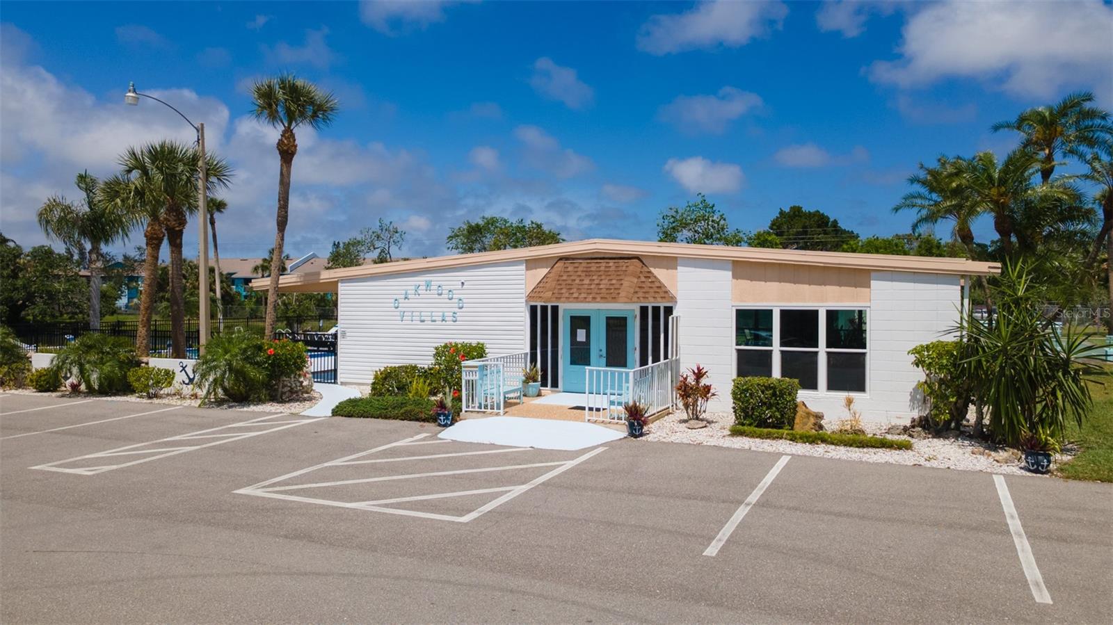 5053 LIVE OAK CIR, BRADENTON, FL, 34207