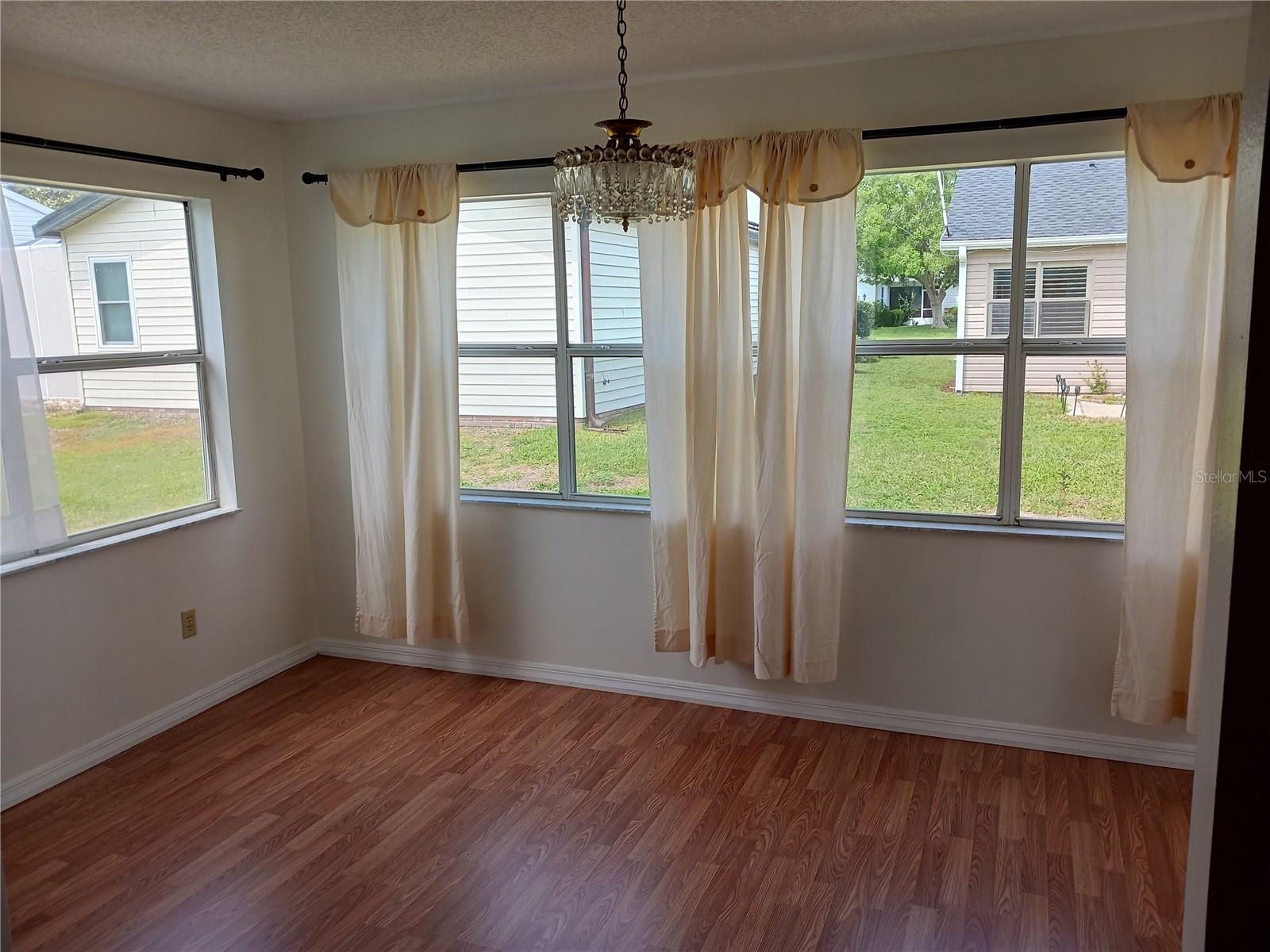 1219 SANTOS PL, LADY LAKE, FL, 32159