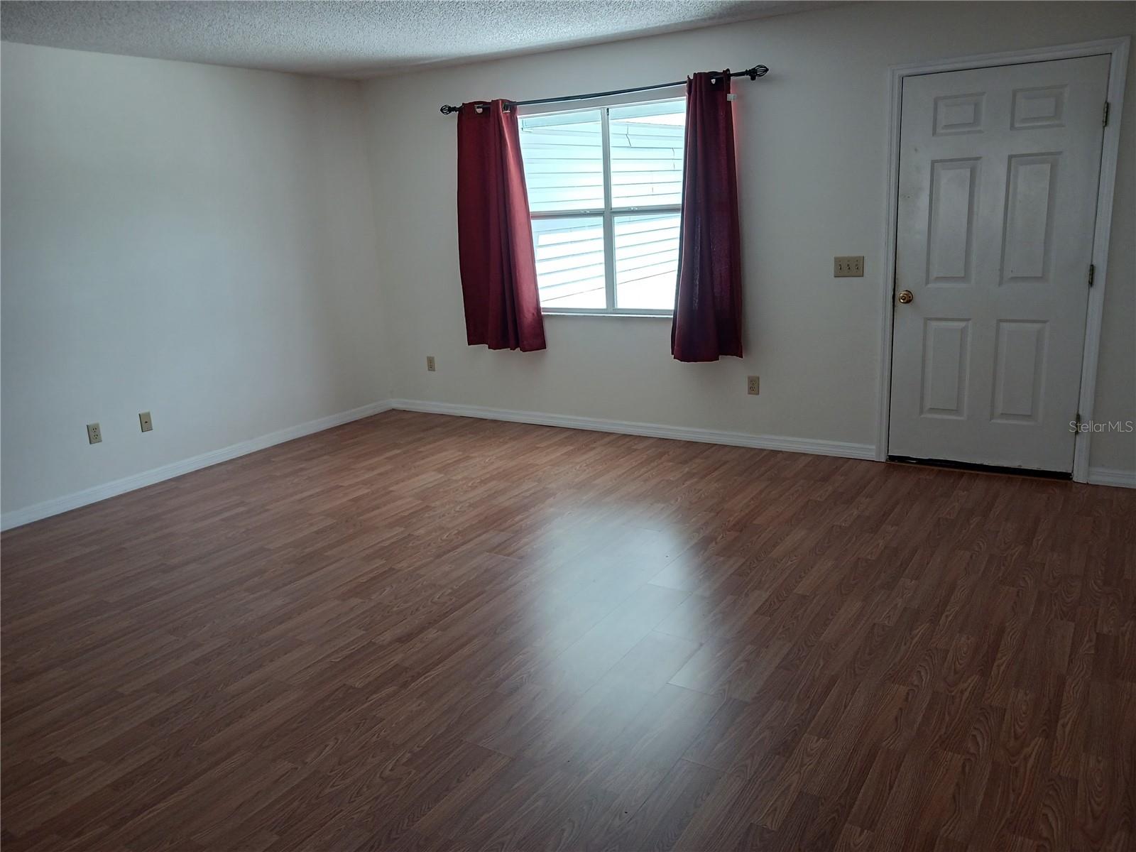 1219 SANTOS PL, LADY LAKE, FL, 32159