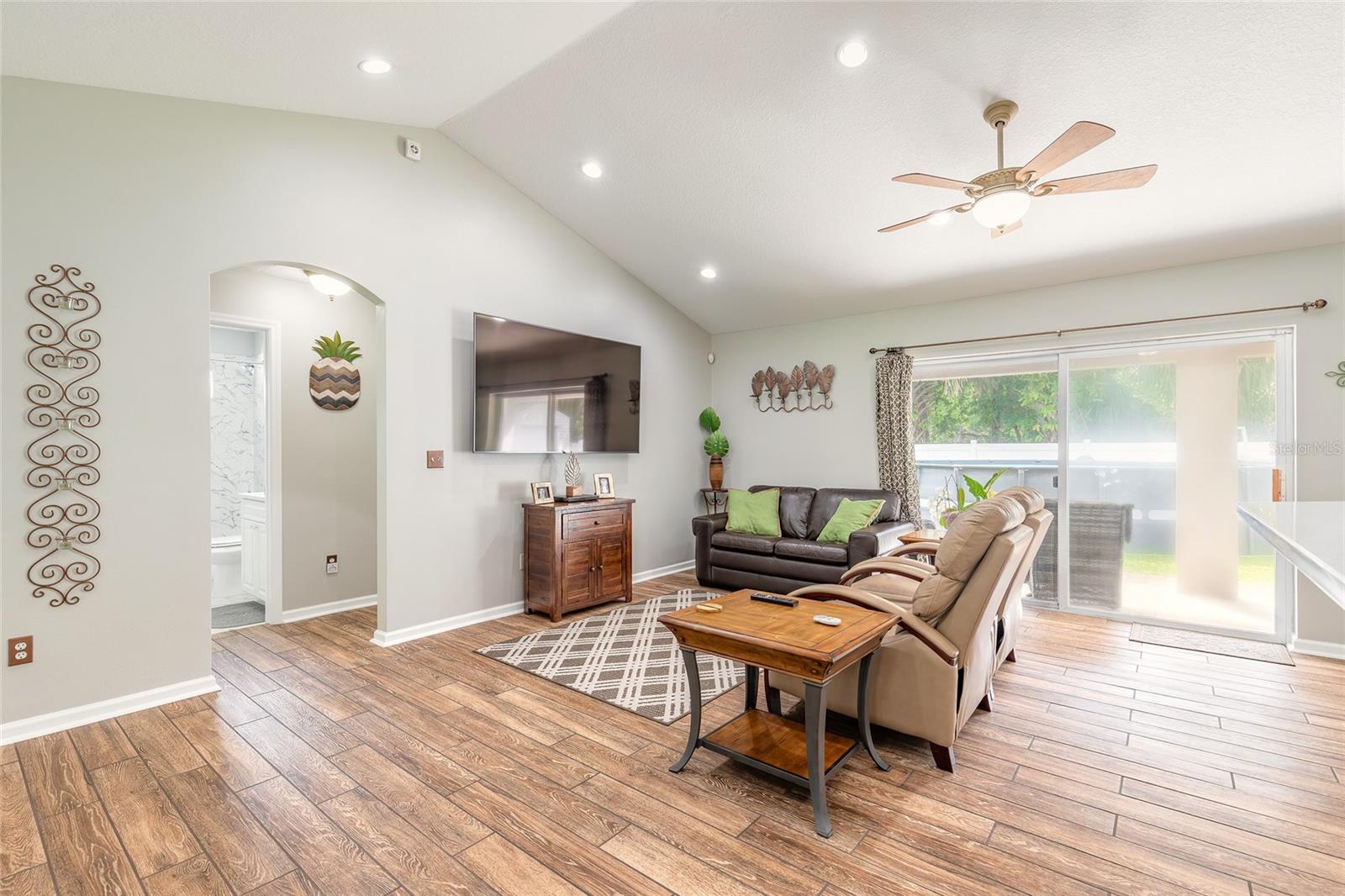 4520 SPRUCE CREEK RD, PORT ORANGE, FL, 32127